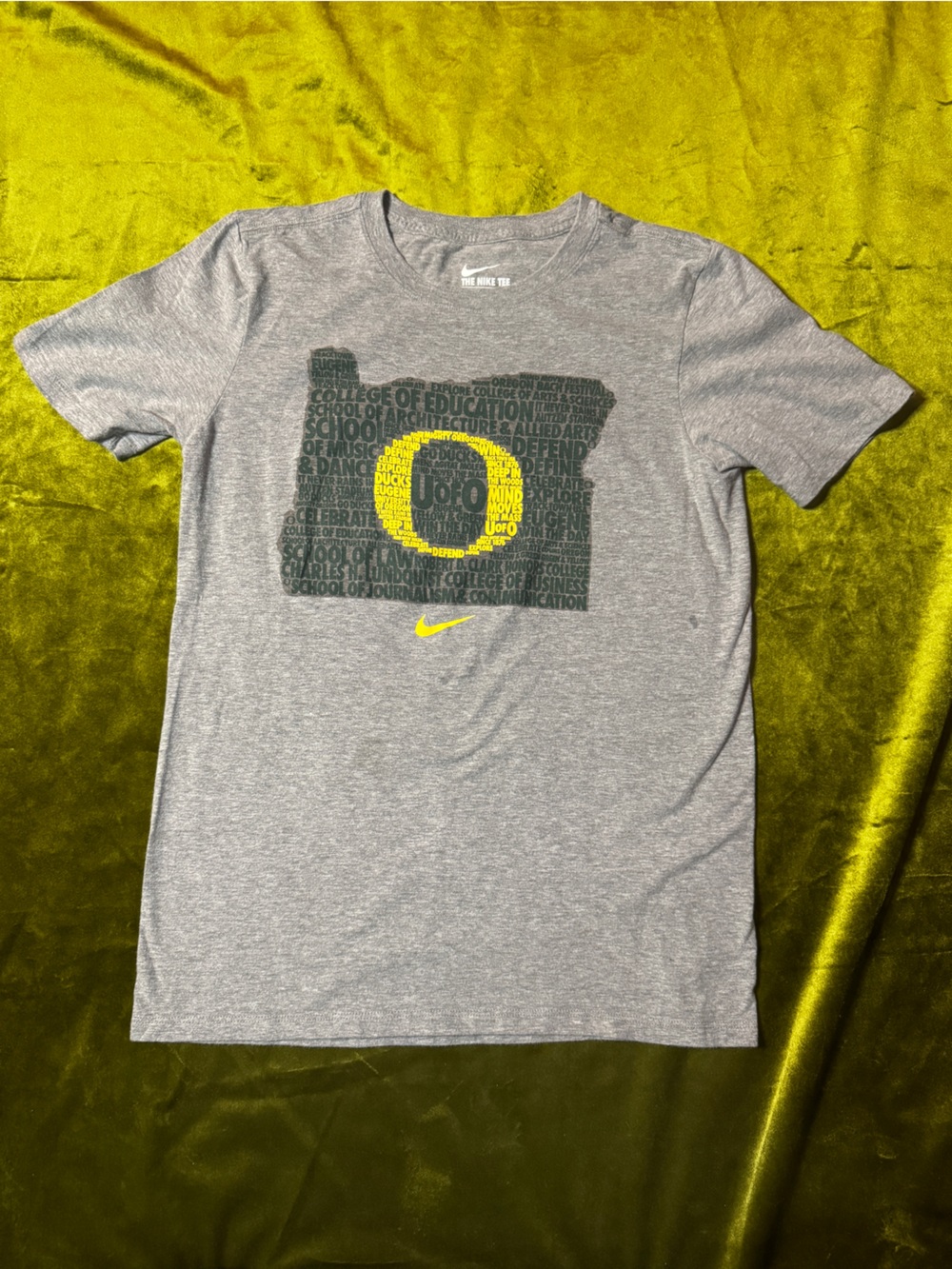 Nike Gray Tee with Yellow Oregon O and Dark Green State of Oregon Shape Text